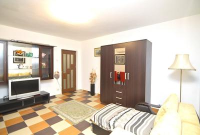 Garsonieră decomandată, mobilată în Dristor - 10