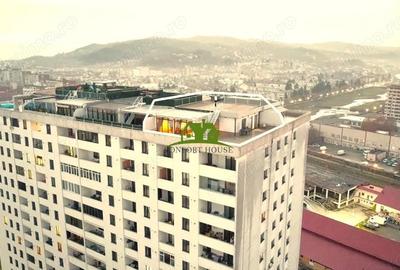 Apartament cu 4 camere semidecomandat în Central - 3