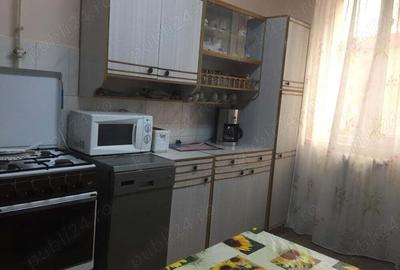 Inchiriez apartament 4 camere - 1