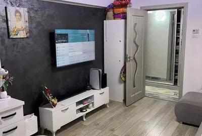 Apartament cu 2 camere decomandat în Mazepa 2