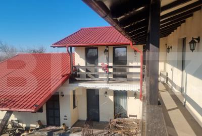 Proprietate deosebita cu teren generos, livada pe rod ?i - 2