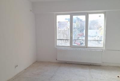 VANZARE GARSONIERA - 4