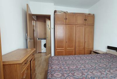 Apartament cu 2 camere semidecomandat, mobilat în Florilor - 2