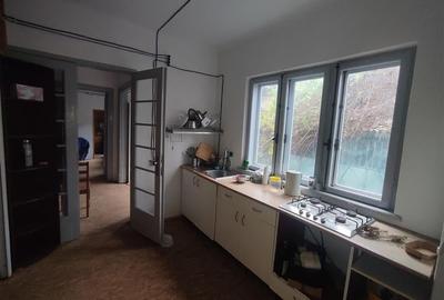 Vanzare teren cu autorizatie vila Obor - 11