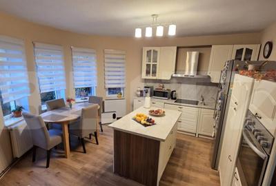 Casa individuala, zona centrala - posibilitate business !! - 24