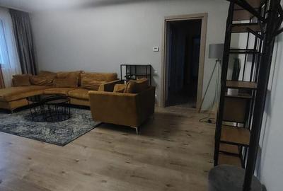 Apartament cu 3 camere decomandat, mobilat în Băneasa