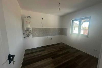 Casă cu 4 camere în Hemeiuș - 3