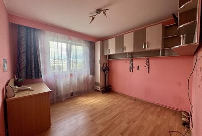 Apartament 2 camere etaj 3 - 6