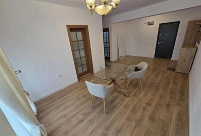 Apartament cu 2 camere decomandat în E3 - 1