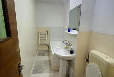 Garsonieră decomandată, mobilată în Tei - 6