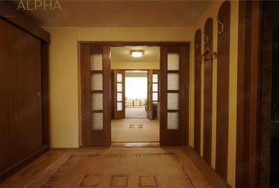 Vila eleganta cu piscina, teren generos si finisaje de calitate - 11