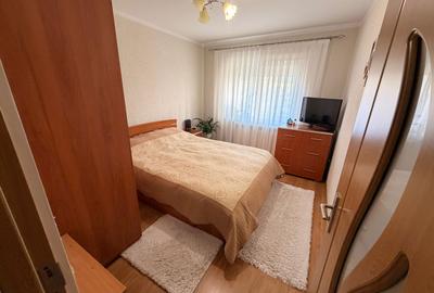 Apartament cu 3 camere decomandat în Obcini - 2