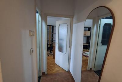 De inchiriat apartament 2 cam, Tg. Mures, 7 Noiembrie De inchiriat apartament 2 cam, Tg. Mures, 7 Noiembrie - 9