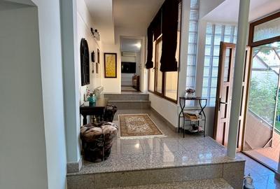 Casă cu Demisol + Parter și Spațiu Comercial Ultracentral-Tomis Mall 414000 eur - 3