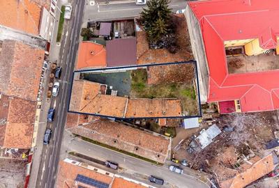 REZERVAT! Casa din caramida - teren 612 mp - Centru Arad - COMISION 0% - 5