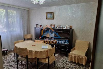 Apartament cu 4 camere decomandat în Berceni - 2
