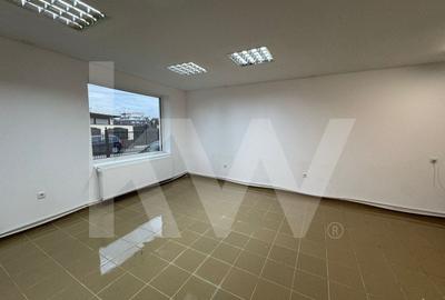 Spatiu comercial de inchiriat - 50 mp - zona foarte linistita de case - 3