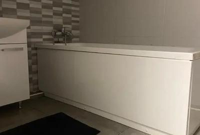 Apartament cu 2 camere decomandat în P-ța Victoriei - 2