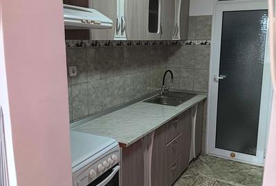 Apartament cu 2 camere decomandat, mobilat în Broșteni - 2