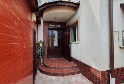 Casă cu 6 camere cu Teren 250 Mp în Barbu Văcărescu