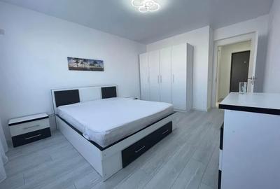 Apartament cu 2 camere decomandat, mobilat în Apărătorii Patriei