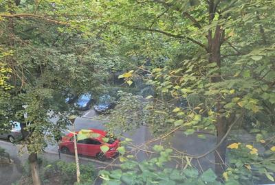 Costin Georgian Apartament 3 camere metrou Costin Georgian, langa Parcul Morarilor - 12