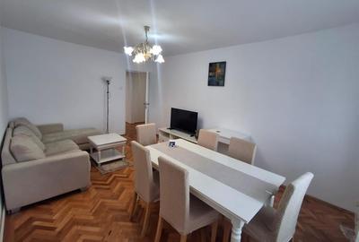 Apartament 2 camere decomandat zona Sub Arini - 9