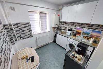 Inchiriez garsoniera - 2