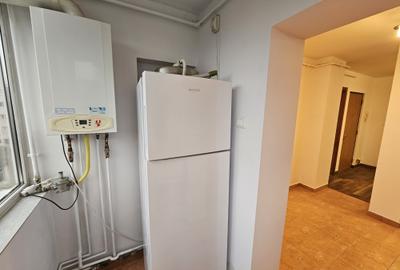 Ap 3 cam, decomandat, et. 4/4, acoperiș, zona Bărnuțiu Dorobanților, comision 0% - 17