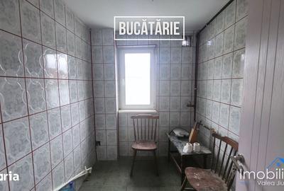 Apartament cu 3 camere decomandat în Central - 3