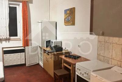 Garsonieră decomandată în 7 Noiembrie - 2