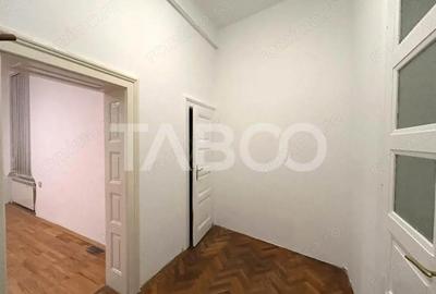 Apartament cu 2 camere decomandat, mobilat în Trei Stejari - 3