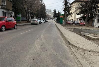 Spațiu comercial, de 985 mp, în Central - 4
