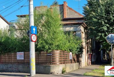 Casa zona Titulescu cu spatiu comercial aproape de centru - 2