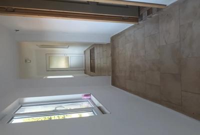 Casă în Central - 1