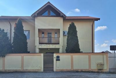 Casa 6 camere I Sisesti
