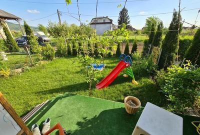 Casă cu 7 camere cu Teren 200 Mp în Unirea