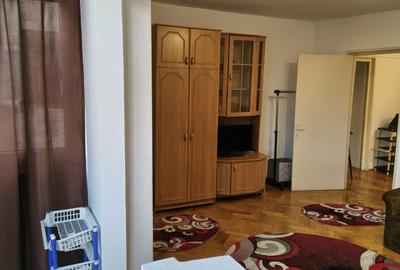 Apartament cu 3 camere decomandat în Girocului - 4