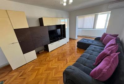 Apartament cu 3 camere decomandat în Girocului - 2