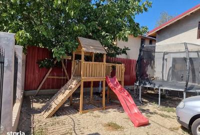 Casă cu 5 camere cu Teren 377 Mp în Central - 2