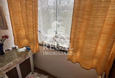 Apartament cu 3 camere semidecomandat în Central - 5