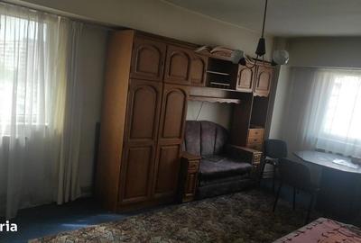 Apartament cu 2 camere decomandat în Mărăști