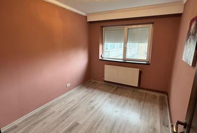 Apartament 3camere DECOMANDAT zona ICIL - 7