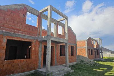 Casă cu 4 camere în Sântandrei - 4