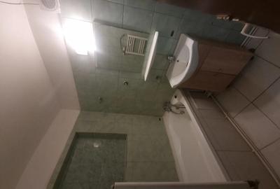 Inchiriez apartament 2 camere zona Auchan Titan 1 decembrie ozana Inchiriez apartament 2 camere zona Auchan Titan 1 decembrie ozana - 4