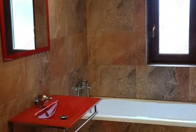 Inchiriez apartament ultracentral Oradea la 200 m de Primaria Oradea - 2