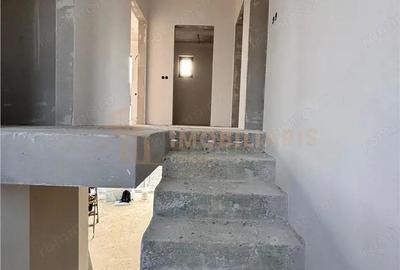 Casă cu Teren 452 Mp în Valea Borcutului - 10