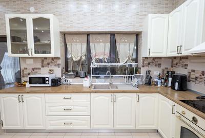 Vila 5 camere complet mobilata, foișor, teren generos - 45