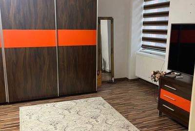 Apartament cu 2 camere decomandat în Central - 2