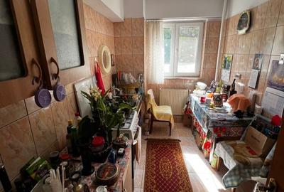 Apartament cu 2 camere semidecomandat în Apărătorii Patriei - 2